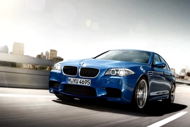 2012 BMW M5 F10 High Res Wallpapers