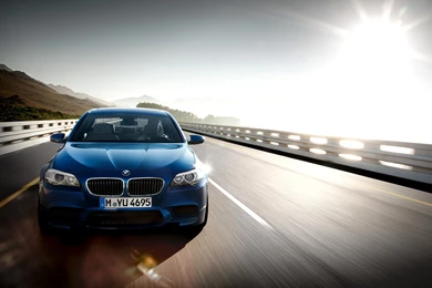 2012 BMW M5 F10 High Res Wallpapers