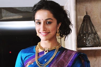 Shraddha Kapoor Saree Wallpapers
