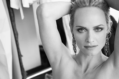 Amber Valletta Wallpapers