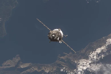 Download Soyuz Spacecraft Wallpapers 1920x1200