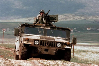 Humvee On Patrol Wallpapers And Backgrounds (1152 X 864 ...