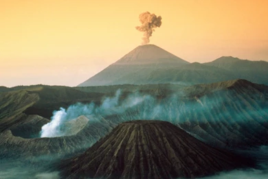 Desktop Wallpapers · Gallery · Nature · Valley Of The Volcanoes ...