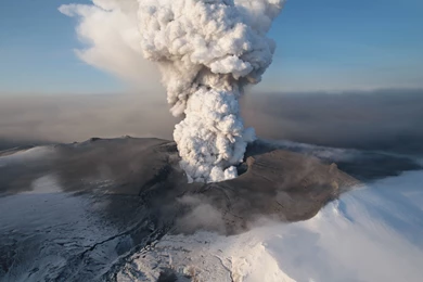 HD Free Volcano Wallpapers And Photos