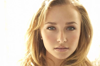 Hayden Panettiere 26 Hd Wallpapers   Hivewallpaper.com