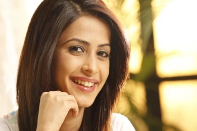 Dimple Jhangiani Best Indian Actress Wallpapers
