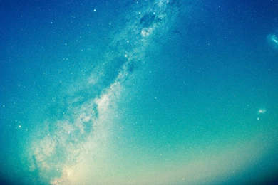 Free IOS Parallax Wallpapers » Blue Galaxy