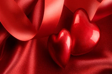 Two Cute Red Heart On Velvet HTC 4G Wallpapers – HD Wallpapers ...