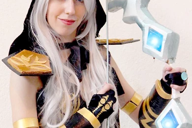 Browsing Costumery On DeviantArt