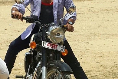 Bhojpuri Film 'Bhojpuria Raja' Shooting Photos: Pawan Singh ...