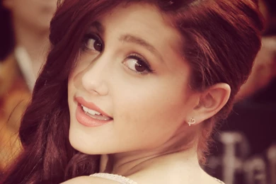Ariana Grande Wallpapers HD