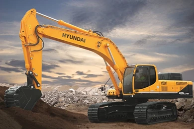 Hyundai Fills The Gap With New R430LC 9A Excavator.