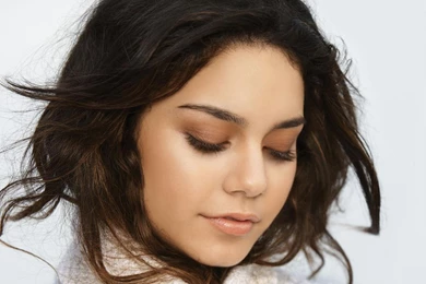 Free Vanessa Anne Hudgens Beautiful Women Computer Desktop Wallpapers