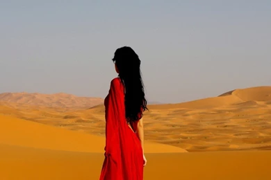 Arab Girls Wallpapers HD Pictures
