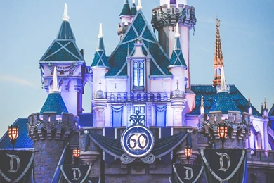 Fall” In Love With Our Free Set Of Disneyland Wallpapers ...