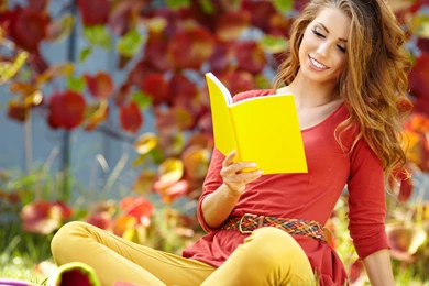 Beautiful Nature Girl Wallpapers – Daily Backgrounds In HD