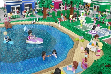 LEGO Friends: Rainbow Holiday Center
