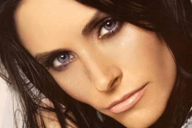 COURTENEY COX WALLPAPER   (
