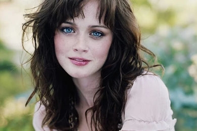 1600x900px Alexis Ford 919.2 KB