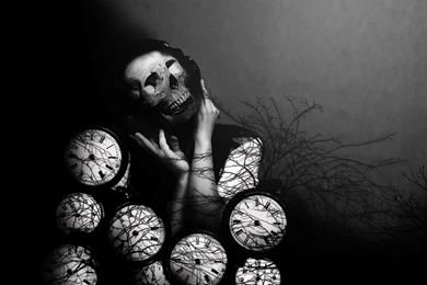 I Lost Track Of The Time Wallpapers From Dark Wallpapers