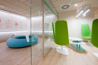 7 Office Wall Decor Ideas   The OfficeZilla® Blog