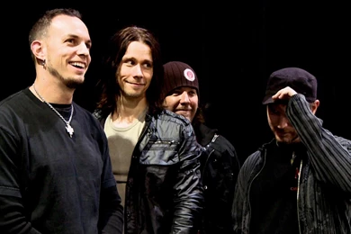 1920x1080px Alter Bridge