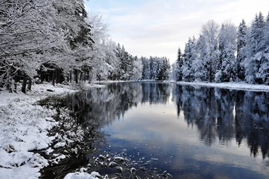 Winter_River_Background.jpg?m=1448326311
