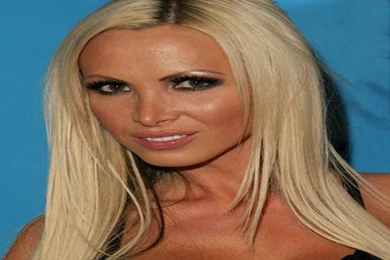 Nikki BenzWallpaper,_点力图库