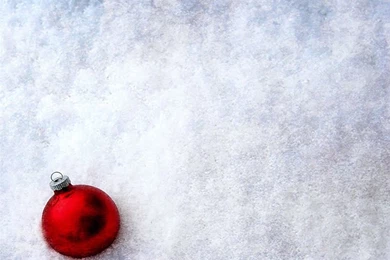 Bola De Natal Na Neve 4K HD Wallpapers