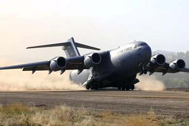 B 52 Emergency Landing Wallpapers