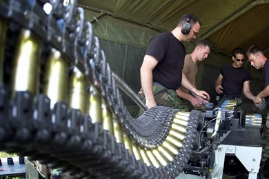 Guns Bullet HD Backgrounds Wallpapers   HD Wallpapers Window Top ...