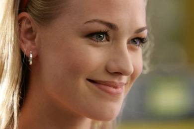 Yvonne Strahovski Wallpapers 3352 1920 X 1080   WallpaperLayer.com