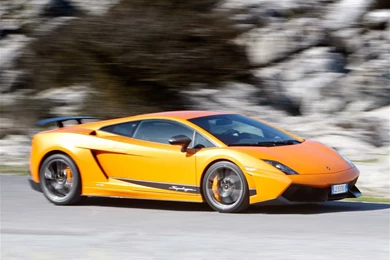 LAMBORGHINI SUPERLEGGERA Nomana Bakes