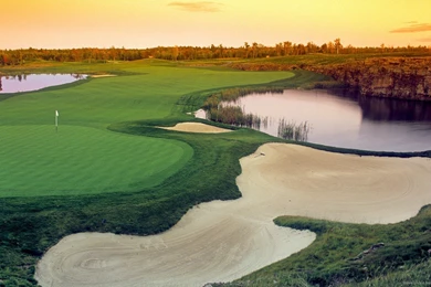 Download 1600x900 Golf Course Wallpapers