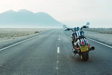 Beautiful Triumph Rocket III Photo shoot.