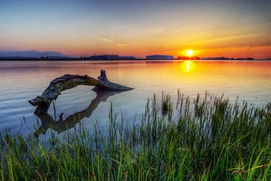 LAKE SUNSET SCENERY   Online Wallpapers HD