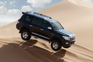 Picture 2016, Toyota Land Cruiser Jump Over Dunes Wallpapers   Cars ...