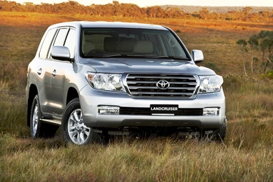2014 Toyota Land Cruiser   Free Car Wallpapers HD
