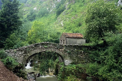 Stone Bridge Cabin On Mountain Stream >> HD Wallpaper, Get It Now!