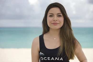 Miranda Cosgrove Wallpapers 18 – GotCeleb: Wallpapers