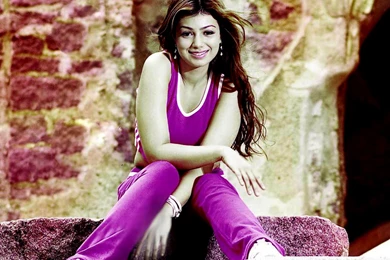 Bollywood Hot & Gorgeous Actress Ayesha Takia Latest Wallpapers ...