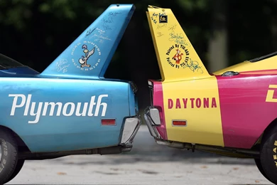 9 Plymouth Road Runner HD Wallpapers