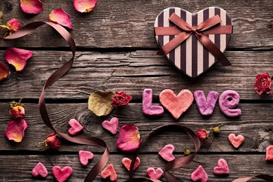 LOVE Valentine`s Day To Express Love Wallpapers 9 － Holiday ...