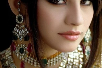 Bejewelled Pakistani Actress Neelam MunirSweet, Adorable, Girl ...