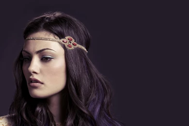 Phoebe Tonkin HD Wallpapers