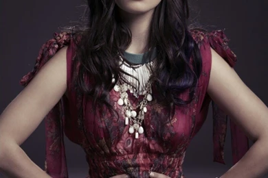 128076d1354772091 phoebe tonkin phoebe tonkin wallpaper 802 x 1208.jpg