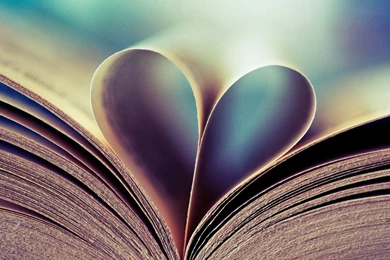 Wallpapers: Heart Book Wallpapers