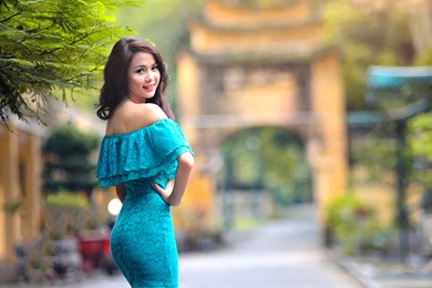 Modern Blue Dress Wear Hot Lady   New Hd WallpaperNew Hd Wallpapers