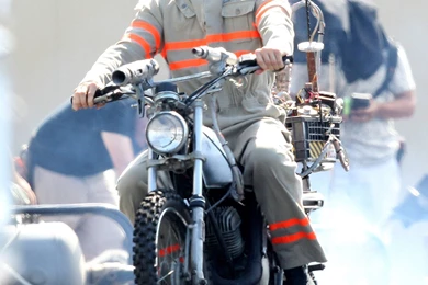 Chris Hemsworth Ghostbusters Wallpapers HD. Free Desktop Backgrounds ...