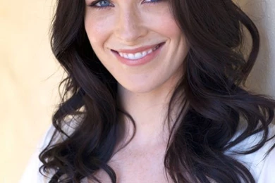 197802 Bridget Regan 1796x1796px By Robert Mizrahi